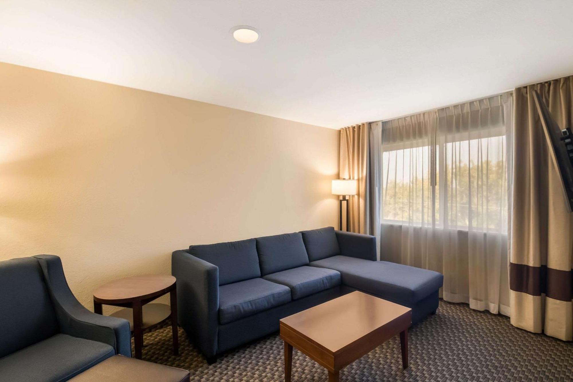 Comfort Inn Fort Morgan Esterno foto